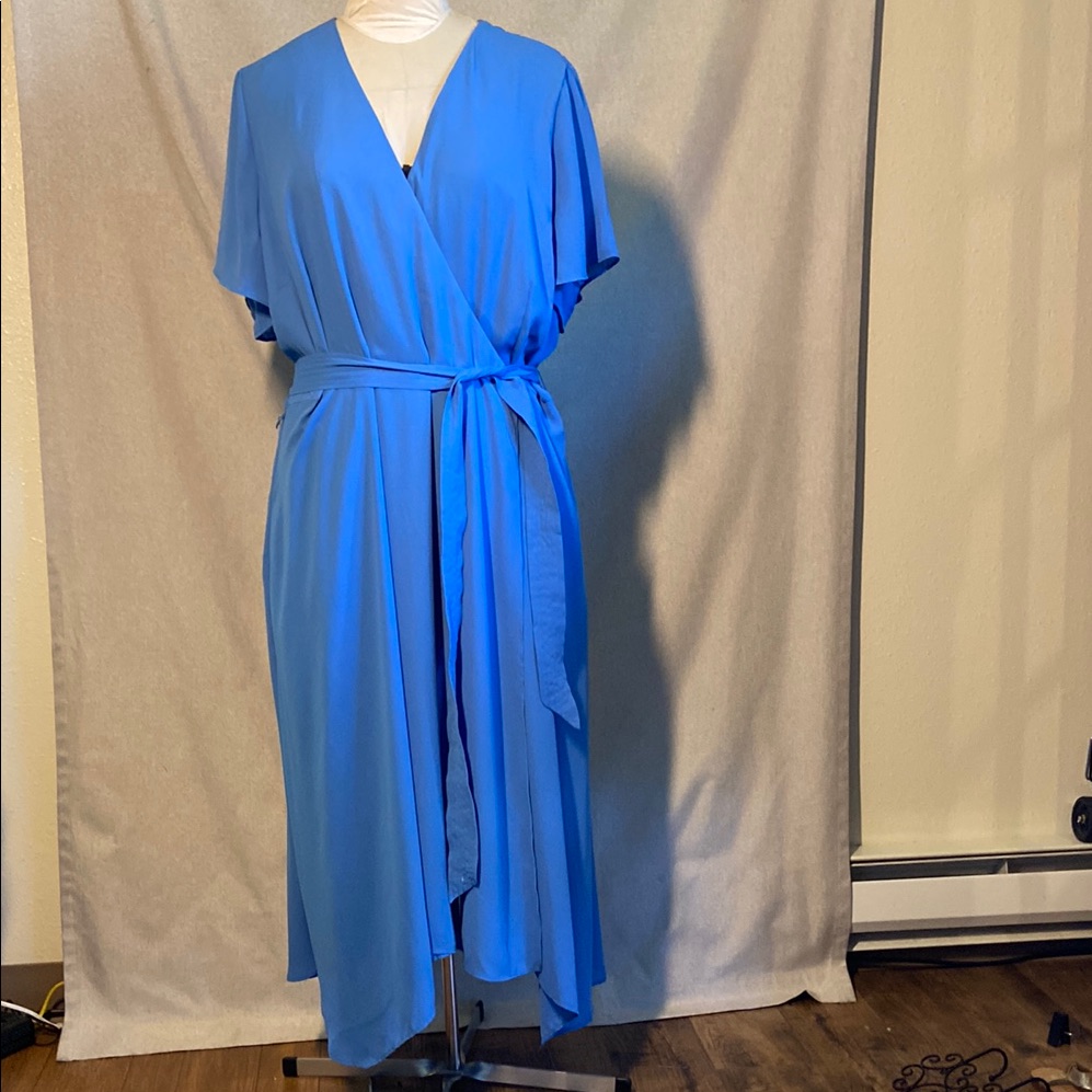 Alfani Blue Midi Wrap Dress With Short Sleeves And Belt. Size 22 W. New